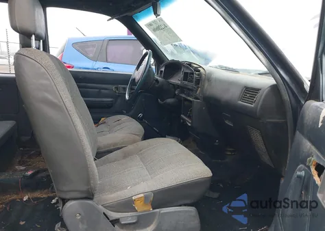 1995 Toyota Pickup 1/2 Ton Ex Long Whlbse Dx из США, поврежденный, VIN 4TARN93P2SZ315219